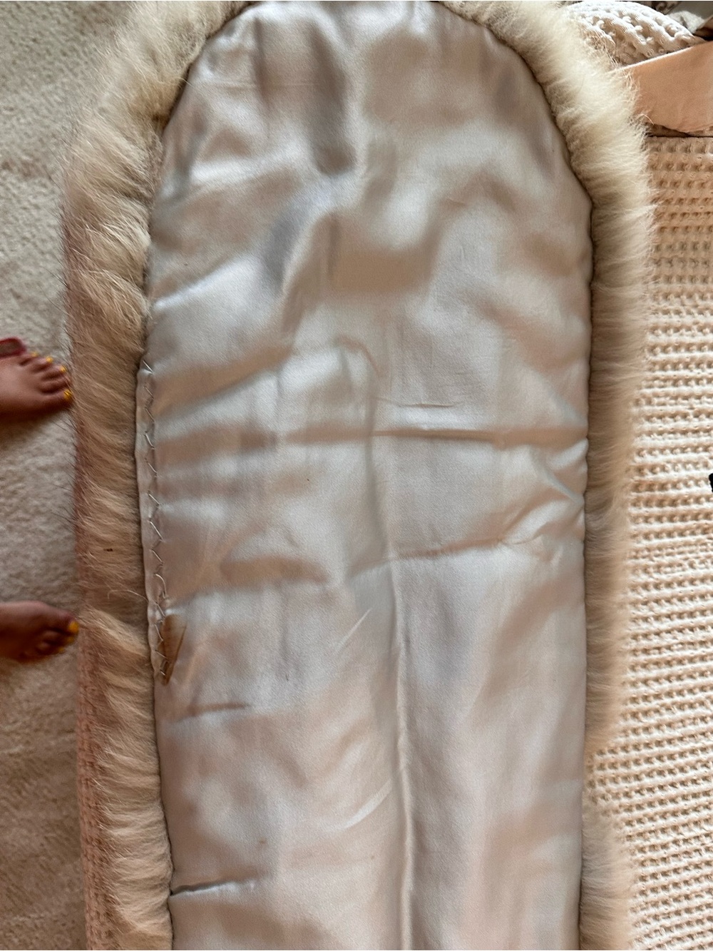 UEC Vintage  mid-century luxury, genuine Fur Stole - Picture 15 of 15